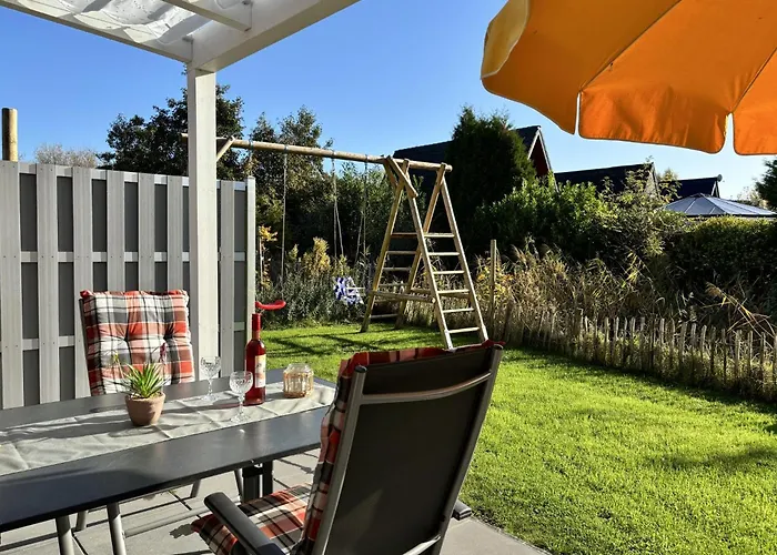 Σπίτι διακοπών Am Kutterhafen 18a - Blaue Haus Fedderwardersiel